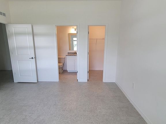 3rd image of 2049 SE Aneci St