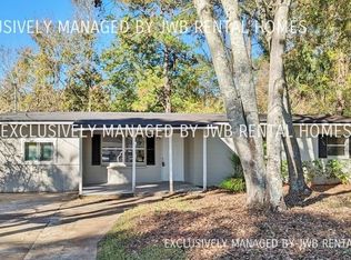 10190 Melanie Ave, Jacksonville, FL 32218