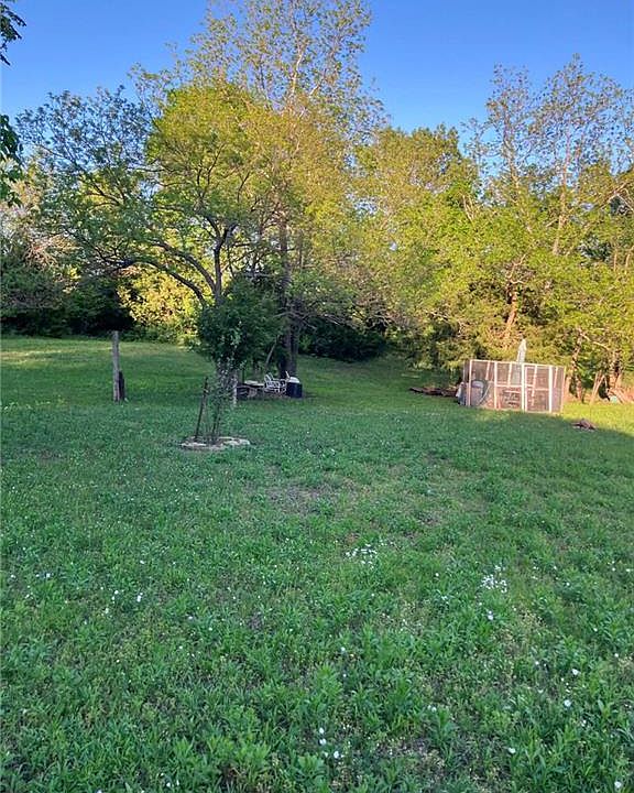 1st image of 14 & 18 N Bass Ln