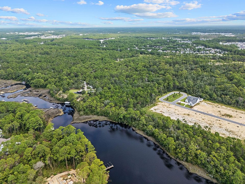 1st image of 17 Rattlesnake Trl E