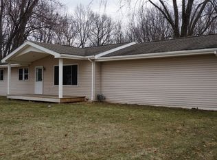 2997 Blackman Rd, Jackson, MI 49201