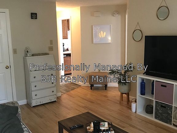 2nd image of 6 Oregon Ave APT 9