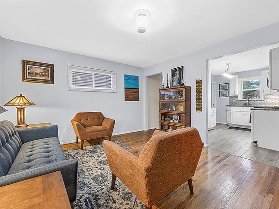 3rd image of 5674 Hancock Ave