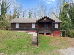 2317 Sportsman Club Rd, Gainesville, GA 30501