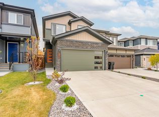 431 Conroy Cres SW, Edmonton, AB T6W 5A9