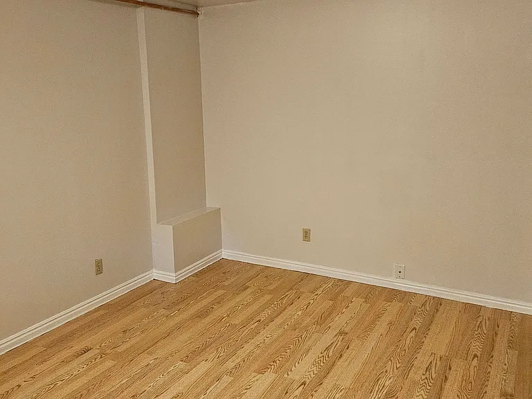 4180 S Liberty Ave — Photo 9