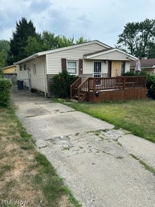 4737 E 174th St, Cleveland, OH, 44128
