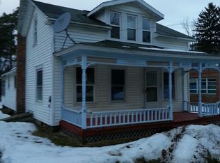 1637 Cortland St, De Ruyter, NY 13052