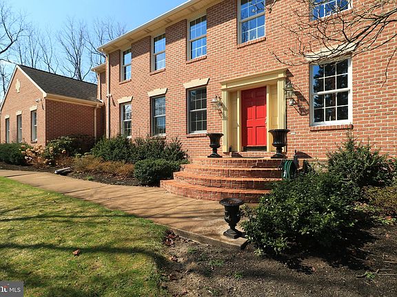 5th image of 2564 Apple Green Cir