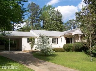 300 Green Hill Rd, Sandy Springs, GA 30342