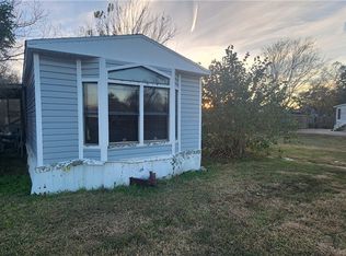 2105 E North St, Victoria, TX 77901