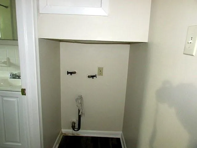5713 Dimaggio Pl — Photo 10