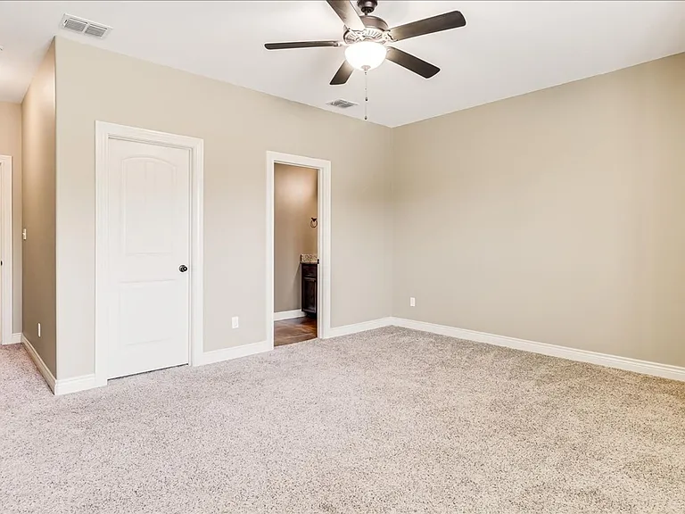 6241 Lago Vista Dr — Photo 56