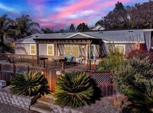 104 Parkview Ln, Napa, CA 94558