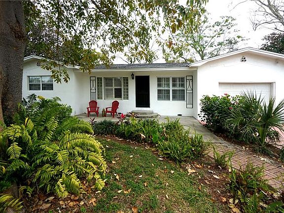 2nd image of 6214 Hampton Ct N