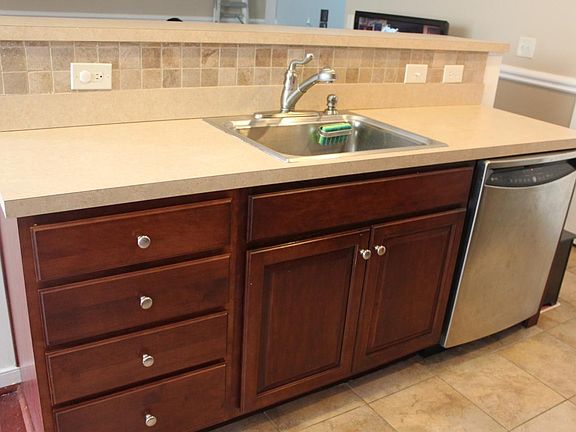 2nd image of 4408 Driftwood Dr