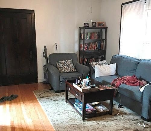 3rd image of 4218 N Clark St #54kha31pv