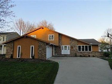 1st image of 19061 Clinton Cir