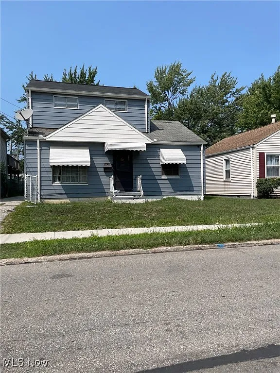 13348 Bennington Ave photo 1