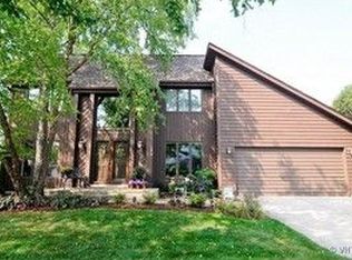 608 W Dorset Ave, Palatine, IL 60067