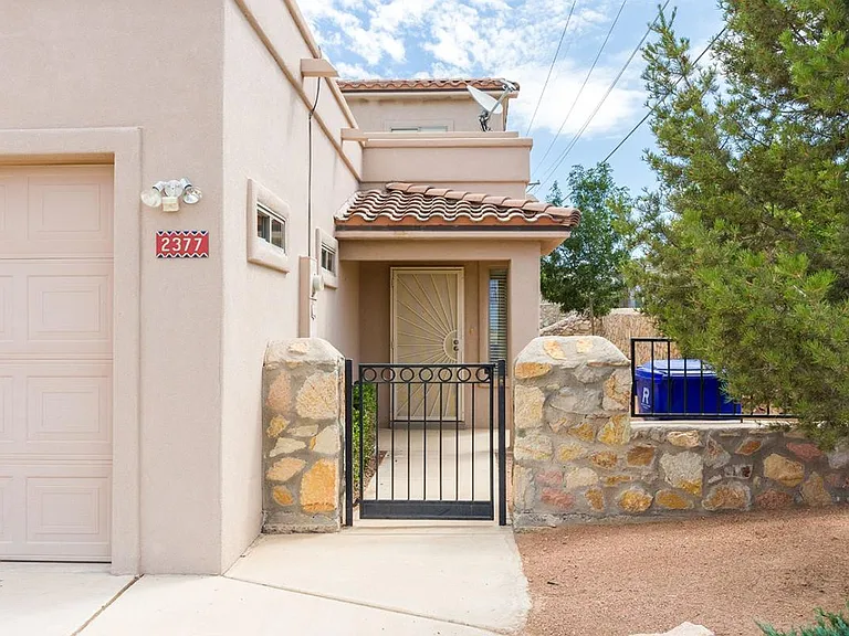 2375 Saturn Cir — Photo 21