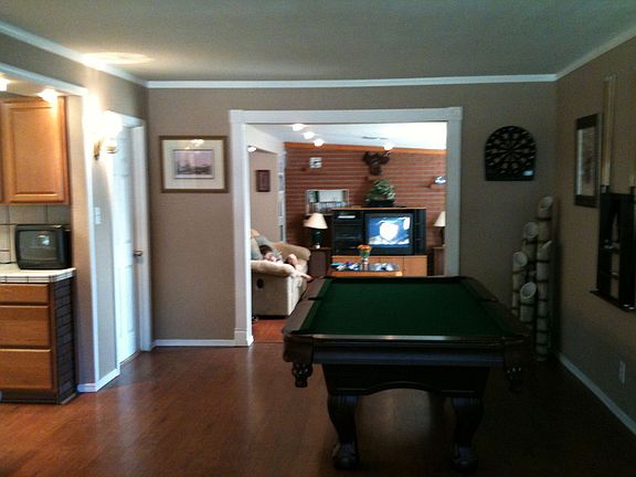 Living room / family room