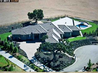 29 Diablo Ridge Ln, Walnut Creek, CA 94598