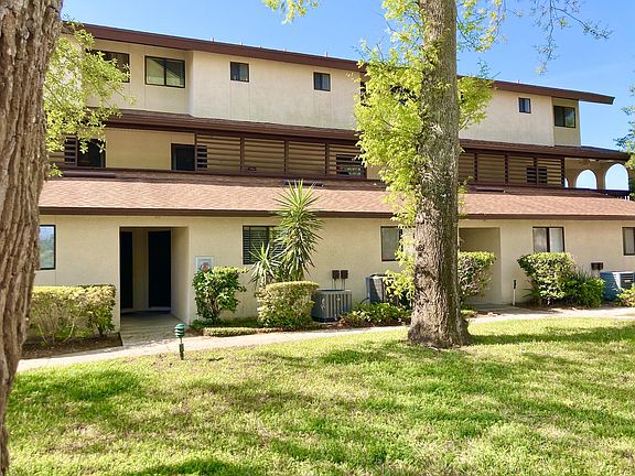 2nd image of 1255 Ponce Island Dr APT 701