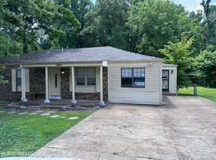 5841 Caroline Dr, Horn Lake, MS 38637