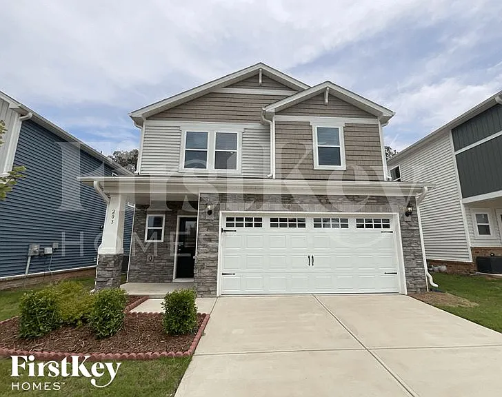 203 Red Valor St — Photo 1