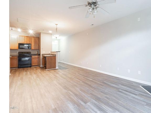 3rd image of 8518 Arboles Ct