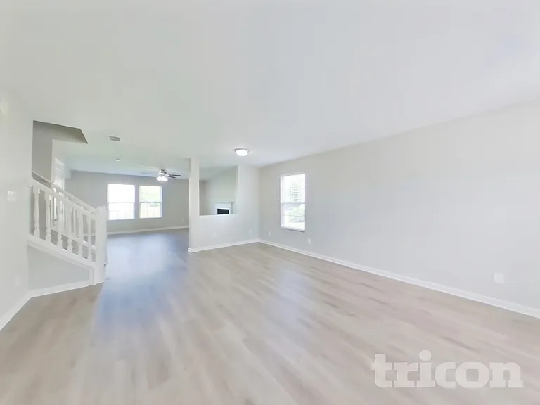12724 Frank Wiley Ln — Photo 2