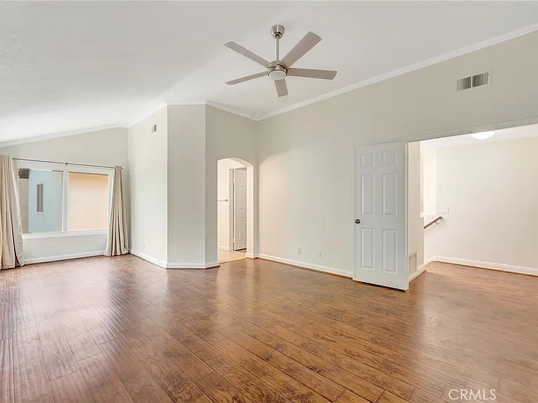 24811 Cutter — Photo 12