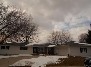 501 21st St NW, Austin, MN 55912