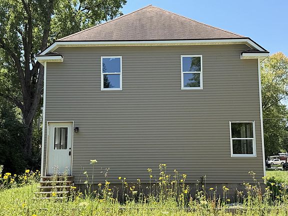 5th image of 1301 Garland STREET