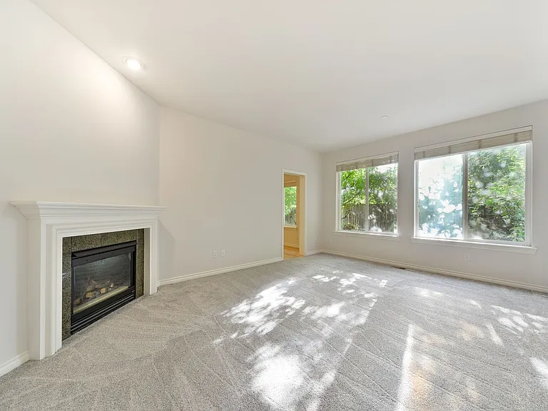 8428 NE 147th Pl — Photo 29