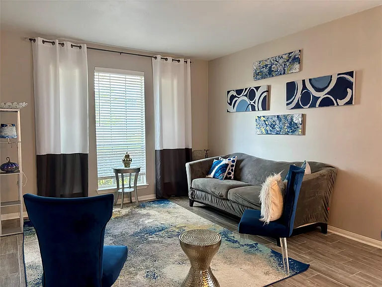 3819 Teal Maple Ct — Photo 5
