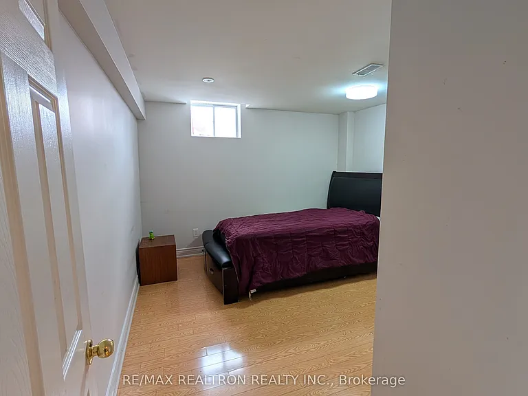 84 Apollo Rd #BASEMENT — Photo 1