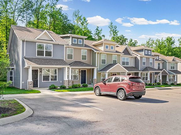 2nd image of 260 Woodland Valley Ln