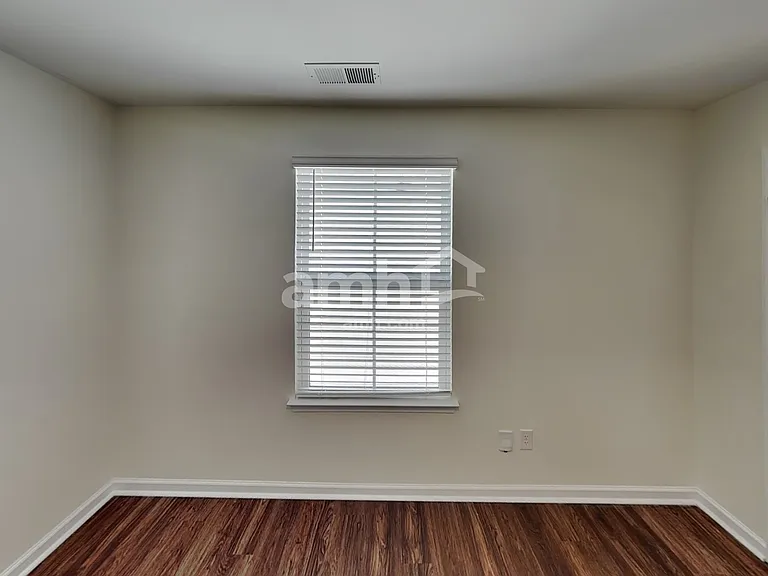 5034 Twin River Dr — Photo 15