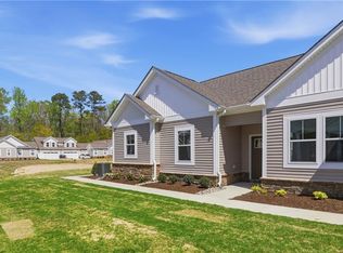 1301 Regal Rd UNIT D, Suffolk, VA 23434