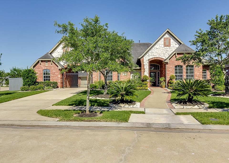 1st image of 7001 Lake Haven Ct