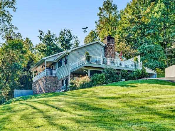 7864 Whistler Dr, Roanoke, VA 24018