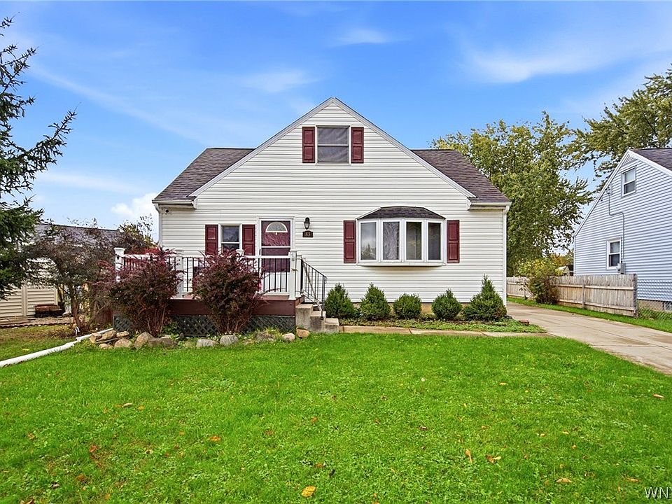 1st image of 83 Colonial Dr W