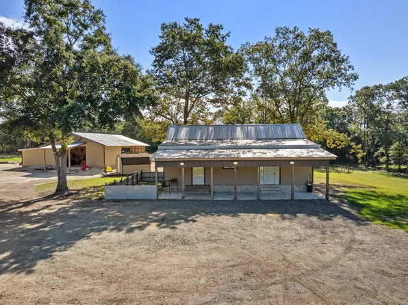 2415 Thad Bell Rd, Defuniak Springs, FL 32433