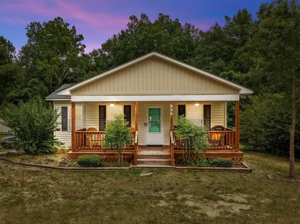 496 Thomas Ave, Aberdeen, NC 28315