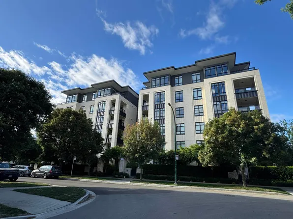168 E 35th Ave #306, Vancouver, BC V5W 1A6