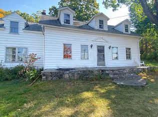 48 Bears Head Rd, Averill Park, NY 12018