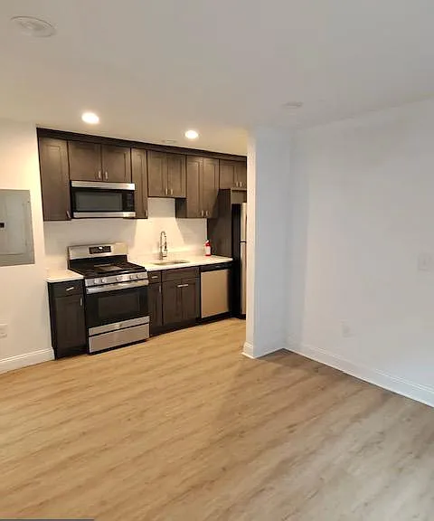 317 Decatur St NW #4 — Photo 2