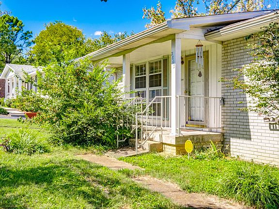 4th image of 2863 Desplane Dr